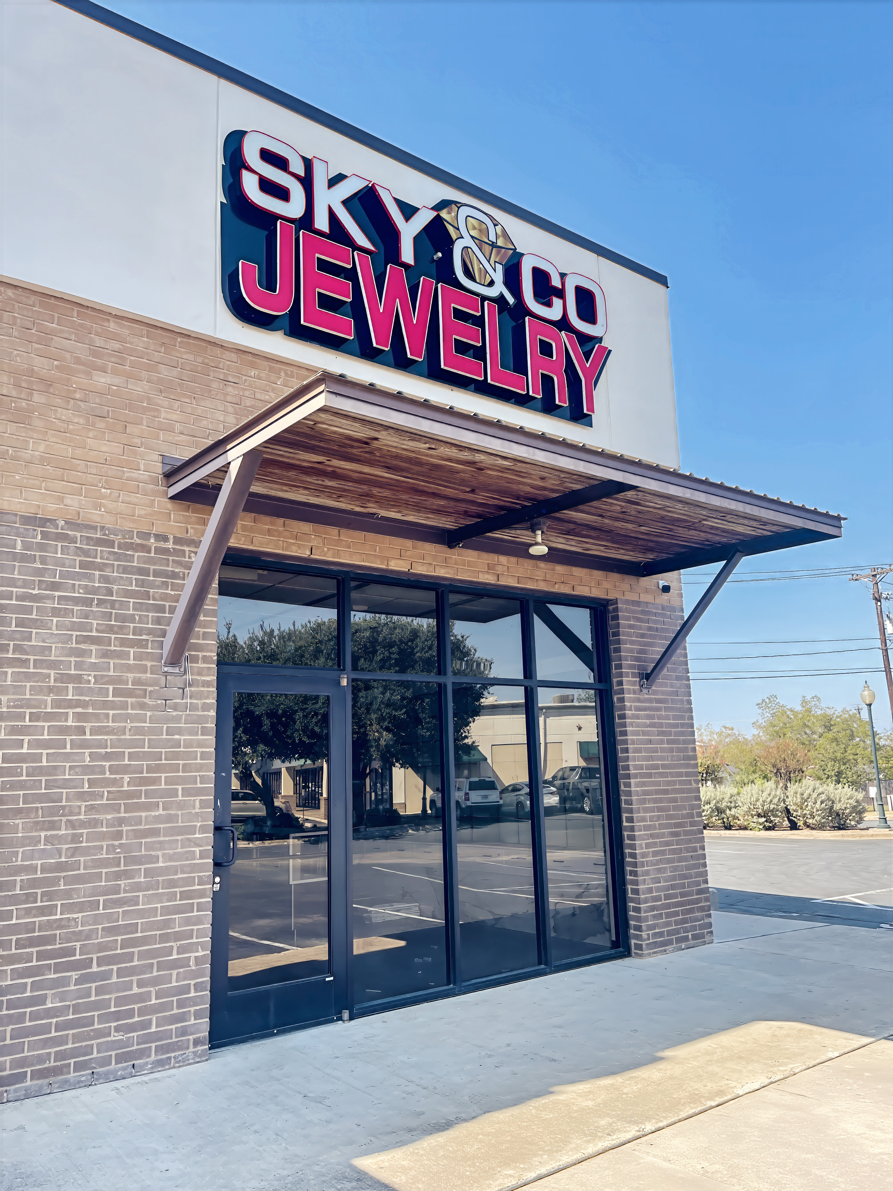 Sky & Co Jewelry new Georgetown store entrance close-up